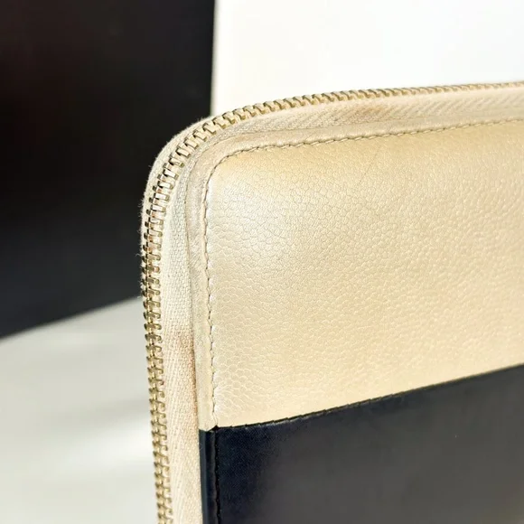 Chanel Zip Leather Wallet - Picture 8 of 16
